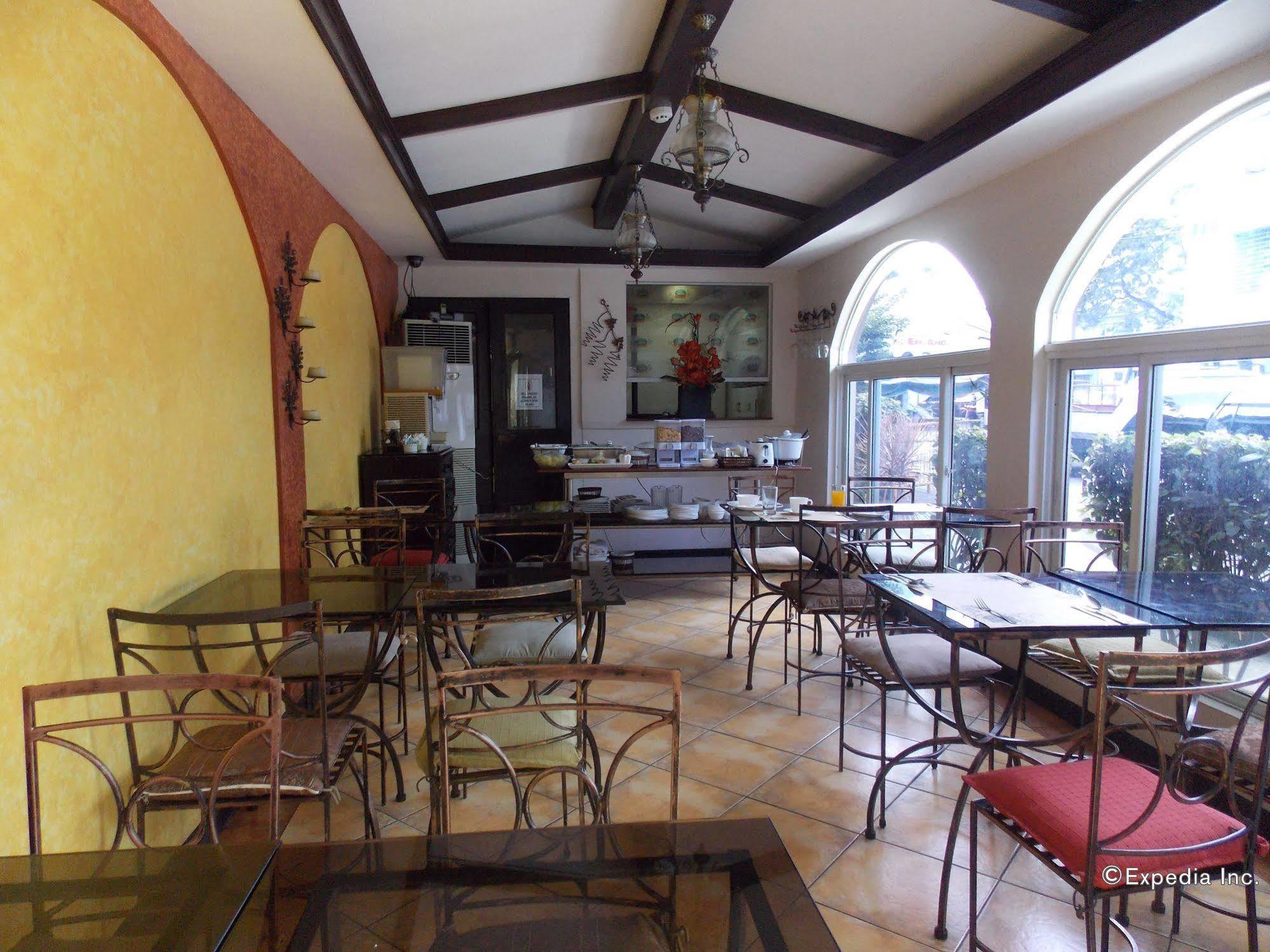 The Suites At Calle Nueva Bacolod Kültér fotó