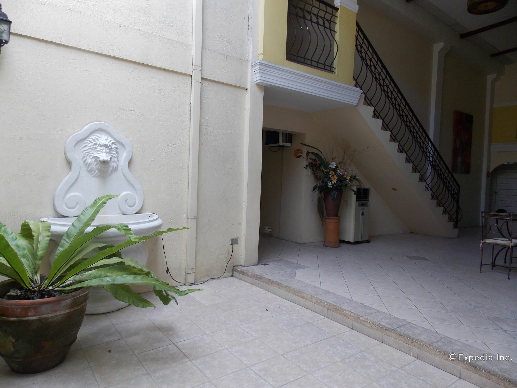 The Suites At Calle Nueva Bacolod Kültér fotó